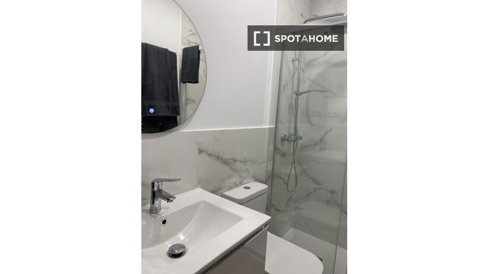 Apartment Madrid, 2 beds, 60m² — photo 15