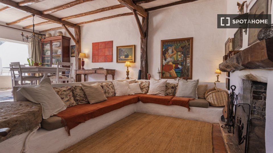 Apartment Lisbon, 4 beds, 200m² — photo 12