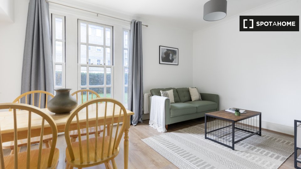 Apartment London, 2 beds, 1m² — photo 1