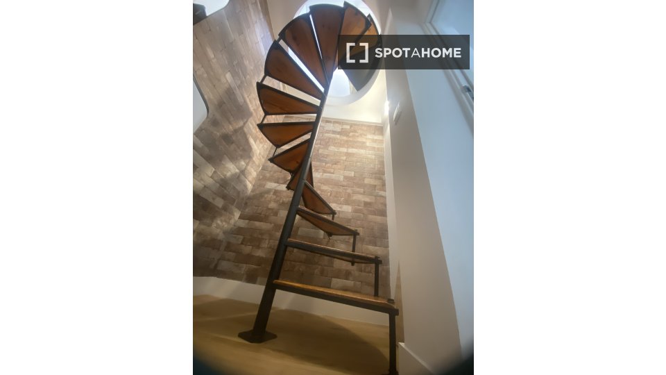 Apartment mono Lisbon, 45m² — photo 16