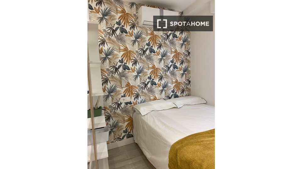 Apartment mono Madrid, 25m² — photo 1