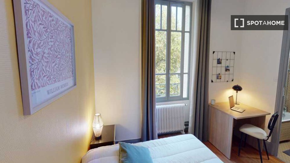Camera doppia Lione, 5 camere, 120m² — foto 25