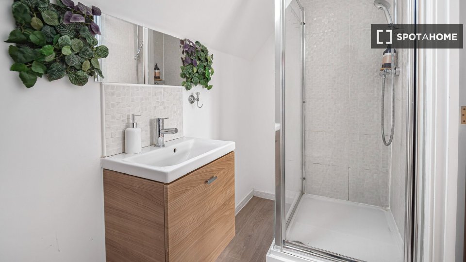 Apartment Manchester, 4 beds — photo 8