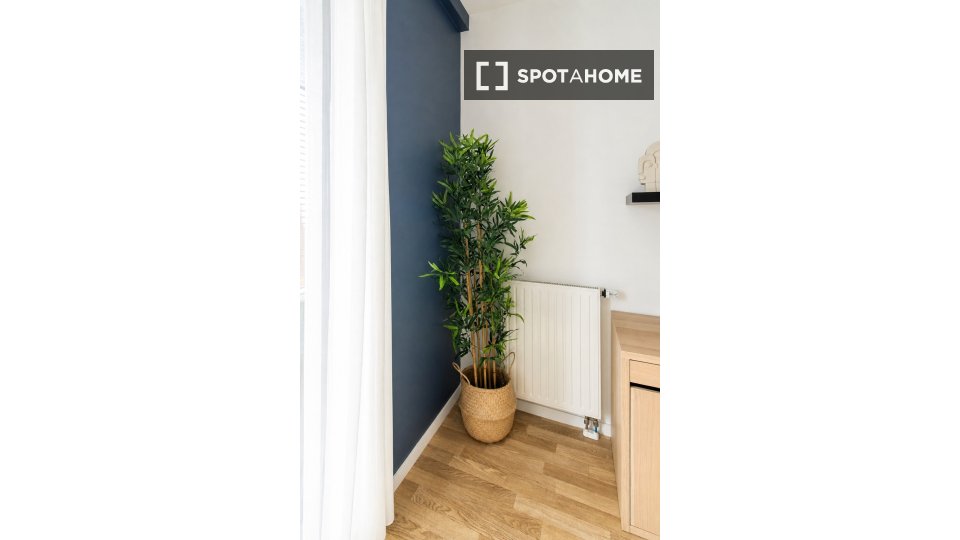Chambre double Paris, 4 chambres — photo 22