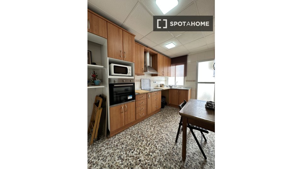 Double room Murcia, 5 beds, 120m² — photo 11