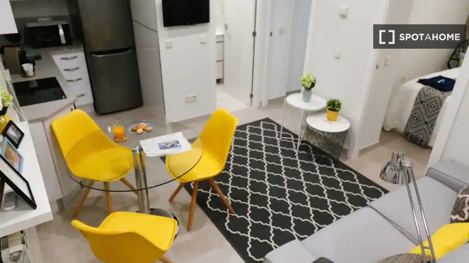 Apartment Madrid, 2 beds — photo 6