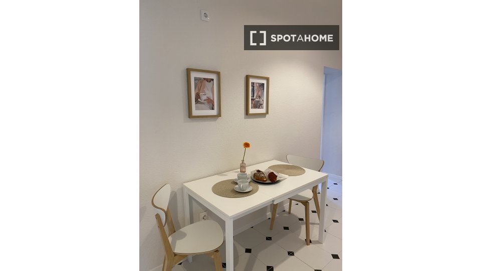 Apartment mono Budapest, 68m² — photo 9