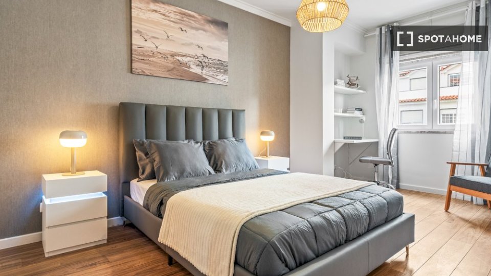 Double room Lisbon, 9 beds — photo 1