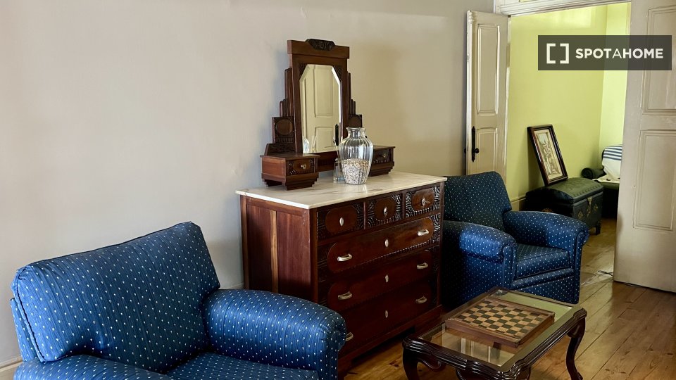 Double room Porto, 3 beds — photo 19