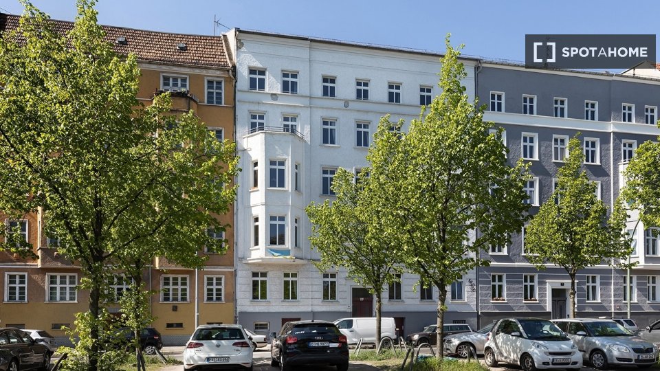 Apartment Berlin, 2 beds, 93m² — photo 3