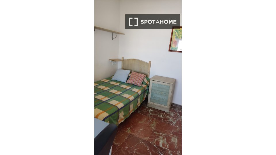 Double room Almeria, 4 beds — photo 1