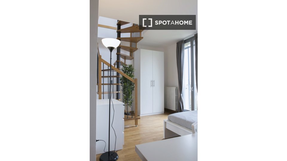 Double room Milan, 7 beds, 130m² — photo 7