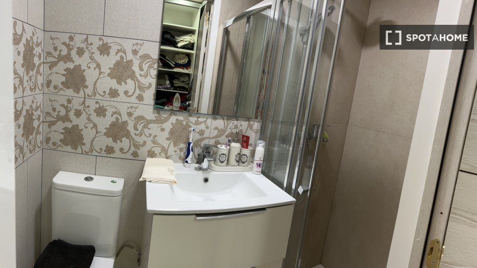 Apartment Barcelona, 3 beds, 100m² — photo 10