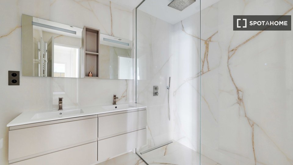 Apartment Paris, 3 beds, 183m² — photo 8
