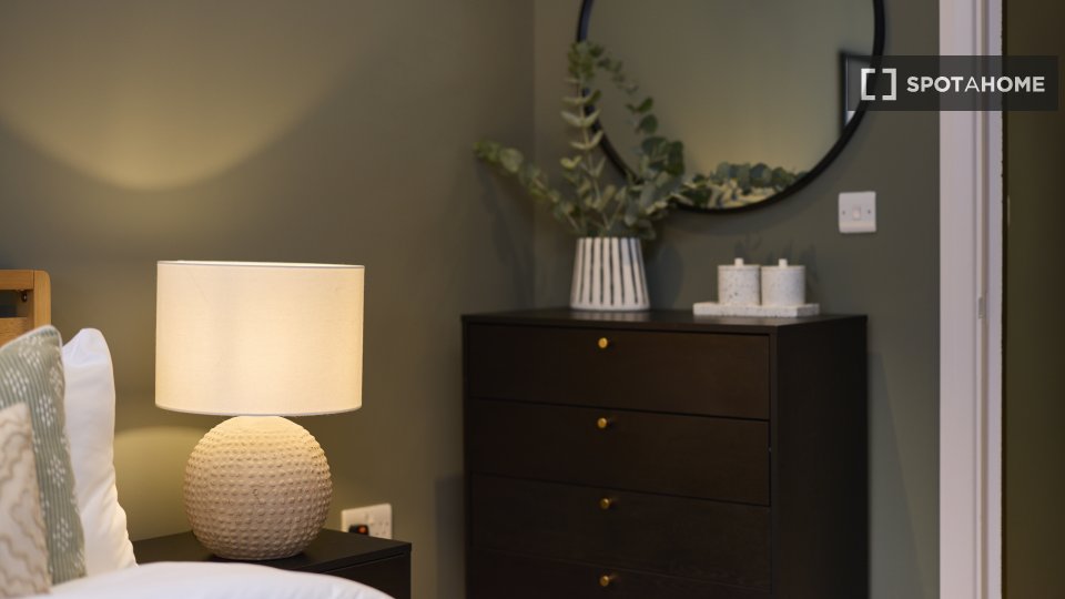 Apartment London, 2 beds, 93m² — photo 19