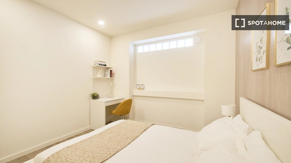 Double room Lisbon, 4 beds — photo 3