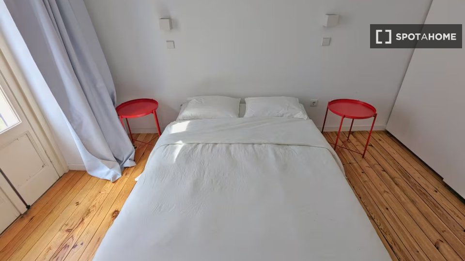 Apartment Lisbon, 2 beds — photo 15