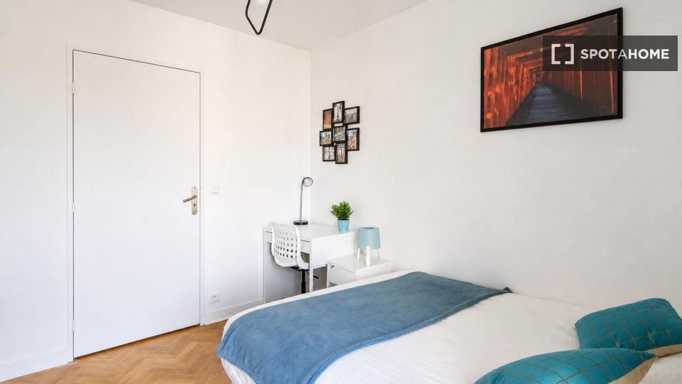Habitación doble París, 6 habitaciones — foto 21