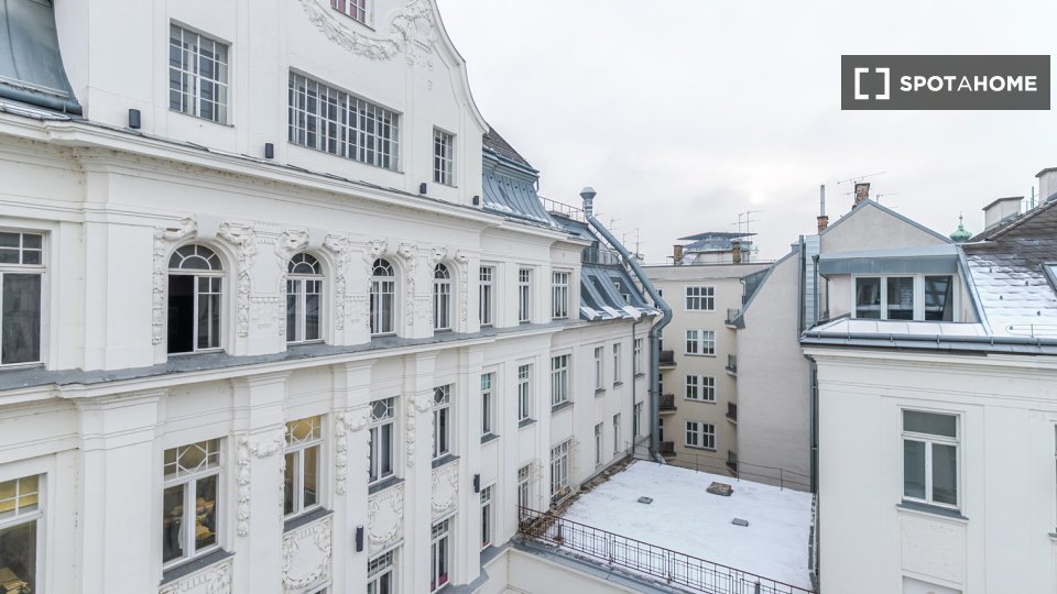 Apartment Vienna, 2 beds, 104m² — photo 5