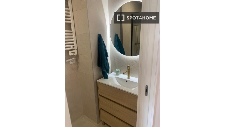 Apartment Madrid, 2 beds, 65m² — photo 5