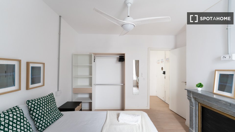 Double room Madrid, 10 beds — photo 73