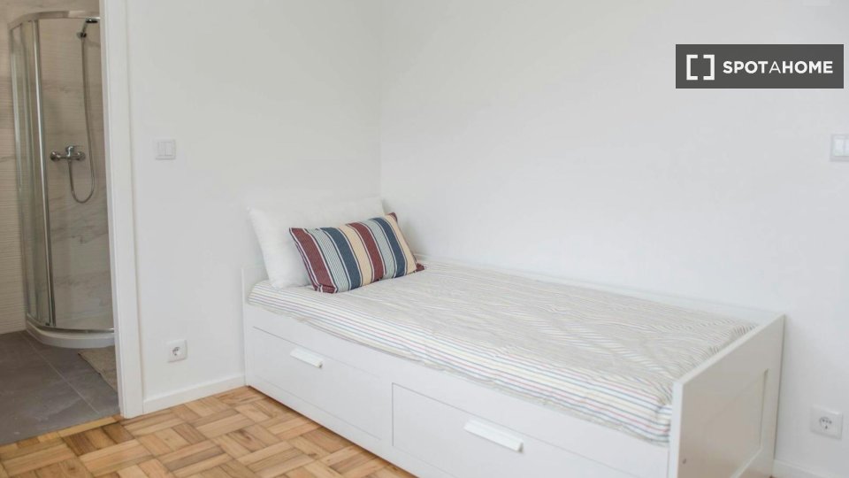 Double room Porto, 14 beds — photo 5