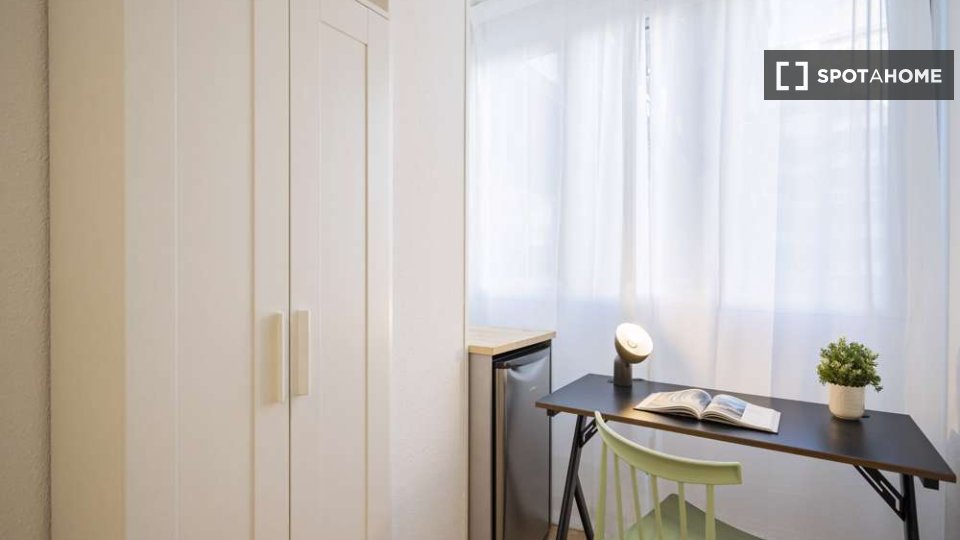Double room Madrid, 25 beds — photo 2
