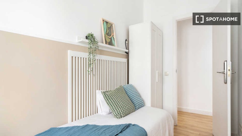 Double room Madrid, 8 beds — photo 41