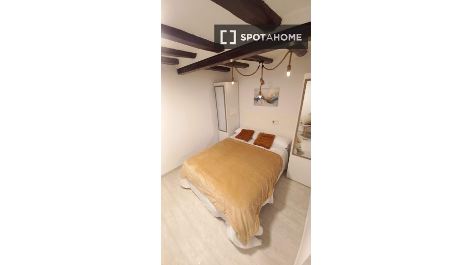 Apartment mono Barcelona, 60m² — photo 10
