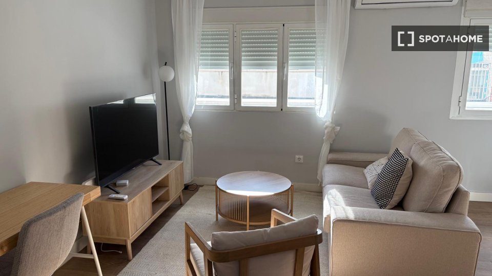 Appartamento con 2 camere da letto in affitto a Simancas, Madrid - en Madrid