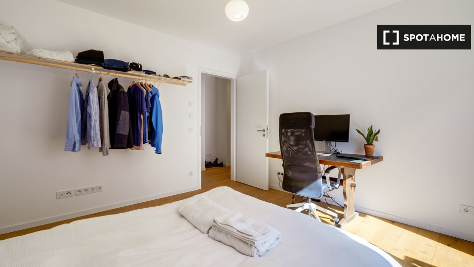 Apartment Berlin, 2 beds, 74m² — photo 5