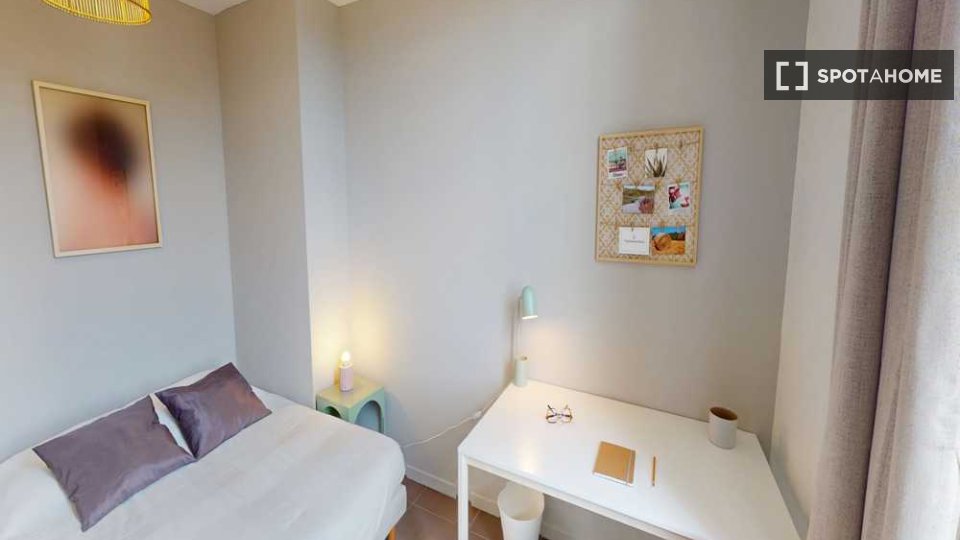 Double room Lyon, 3 beds, 70m² — photo 19