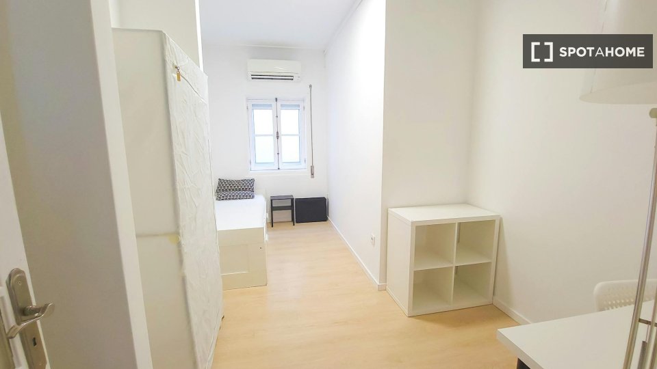 Double room Porto, 20 beds — photo 8