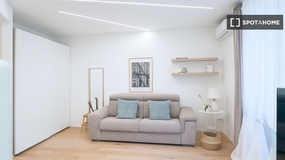 Apartment mono Milan, 35m² — photo 21