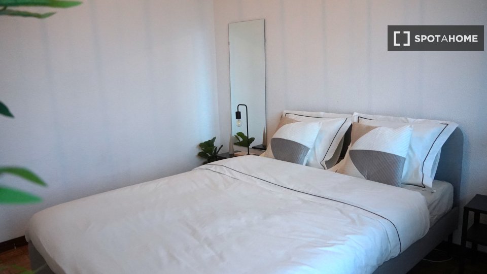 Double room Madrid, 4 beds — photo 6