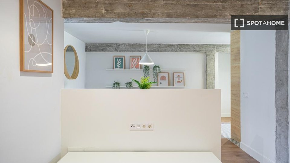 Double room Madrid, 4 beds — photo 16