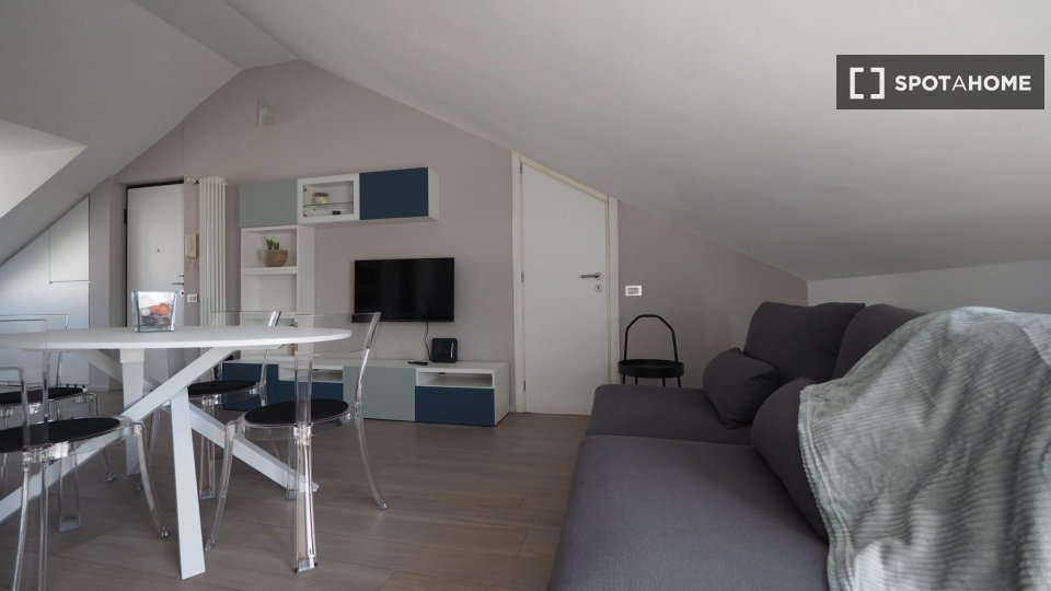 Double room Turin, 2 beds — photo 16