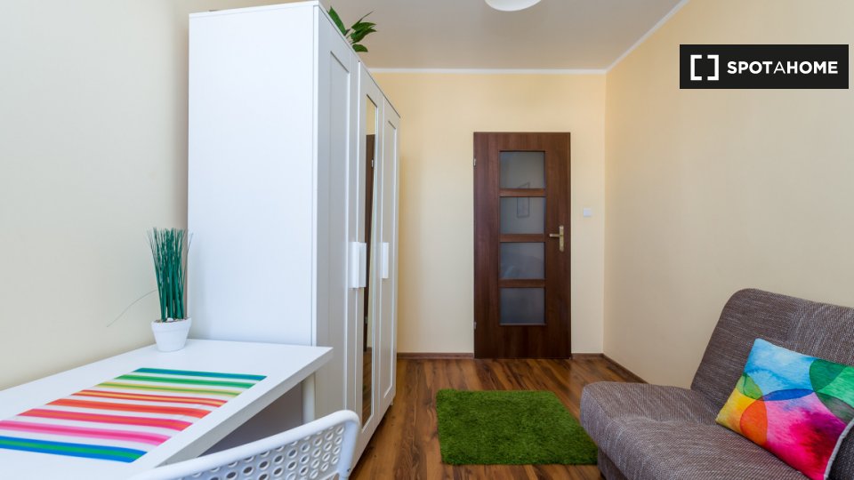 Double room Poznan, 3 beds — photo 17