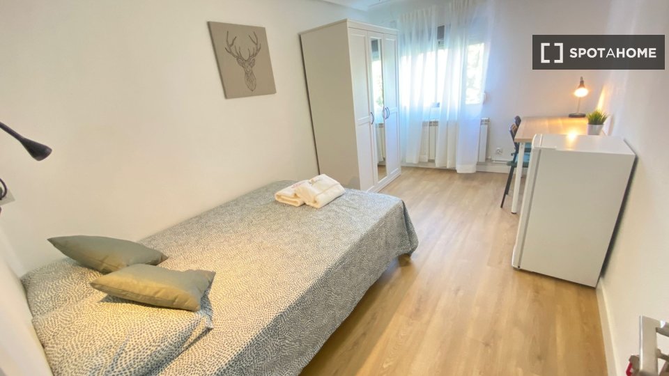 Double room Madrid, 4 beds — photo 16