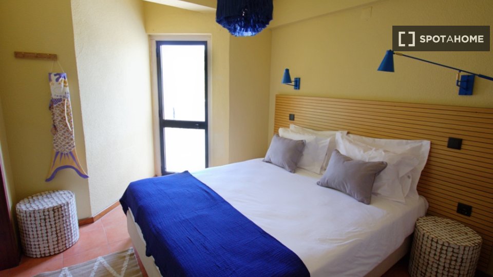 Apartment Lisbon, 10 beds — photo 10