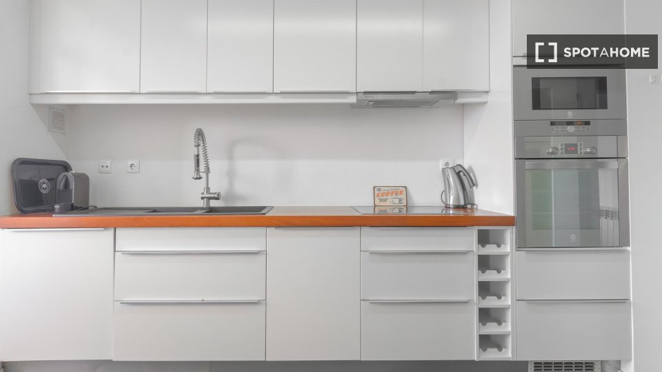 Apartment Lisbon, 2 beds — photo 1
