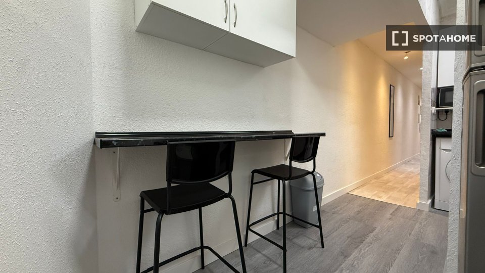 Double room Madrid, 4 beds — photo 22