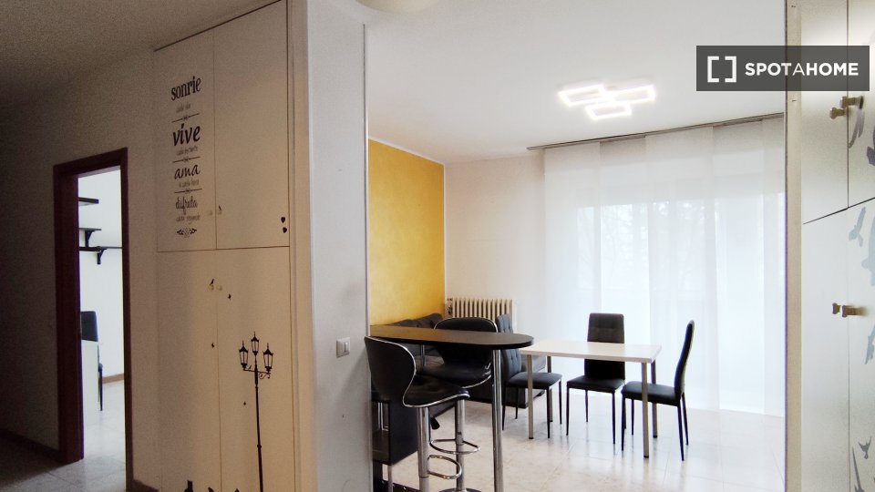 Double room Milan, 3 beds, 118m² — photo 16