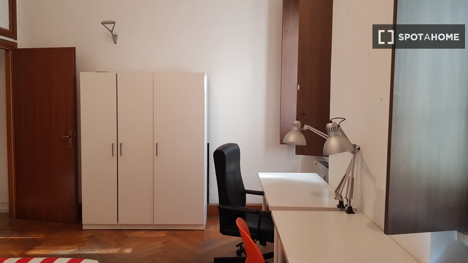 Double room Turin, 5 beds, 156m² — photo 12