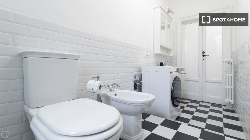 Apartment Milan, 1 bed, 80m² — photo 15