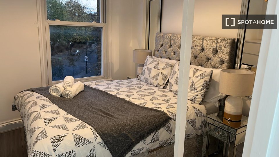 Apartment London, 2 beds, 80m² — photo 2