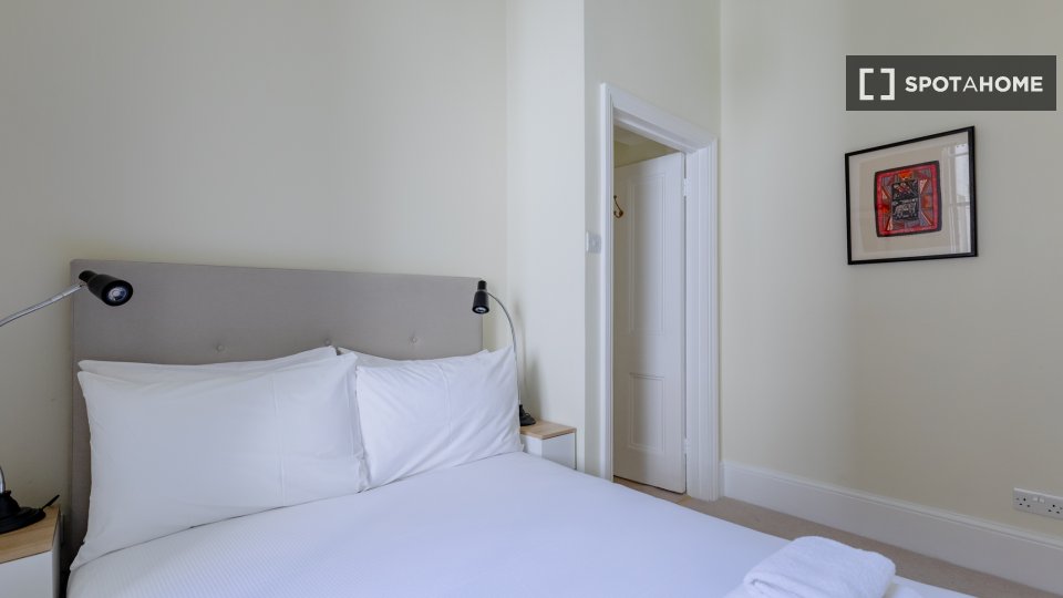 Apartment London, 2 beds — photo 14
