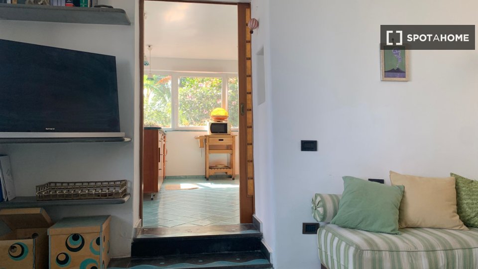 Apartment Naples, 1 bed — photo 2