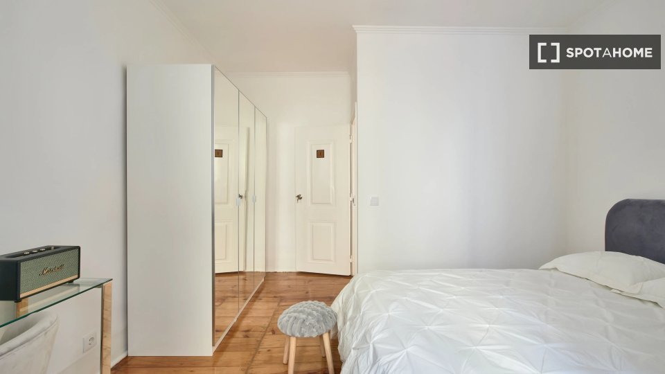 Double room Lisbon, 8 beds — photo 10