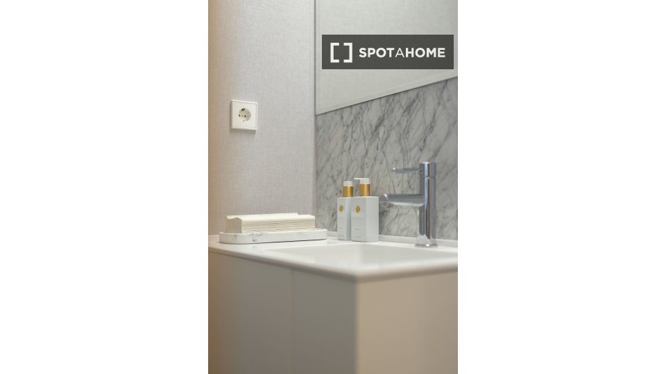 Apartment Porto, 4 beds, 250m² — photo 8